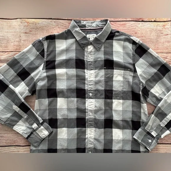 Sun + Stone • Men's Burke Regular-Fit Plaid Button-Down Shirt - Size XXL - Picture 6 of 16